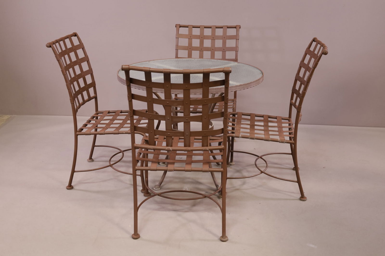 O.W. LEE PATIO TABLE & FOUR CHAIRS (1 of 3)