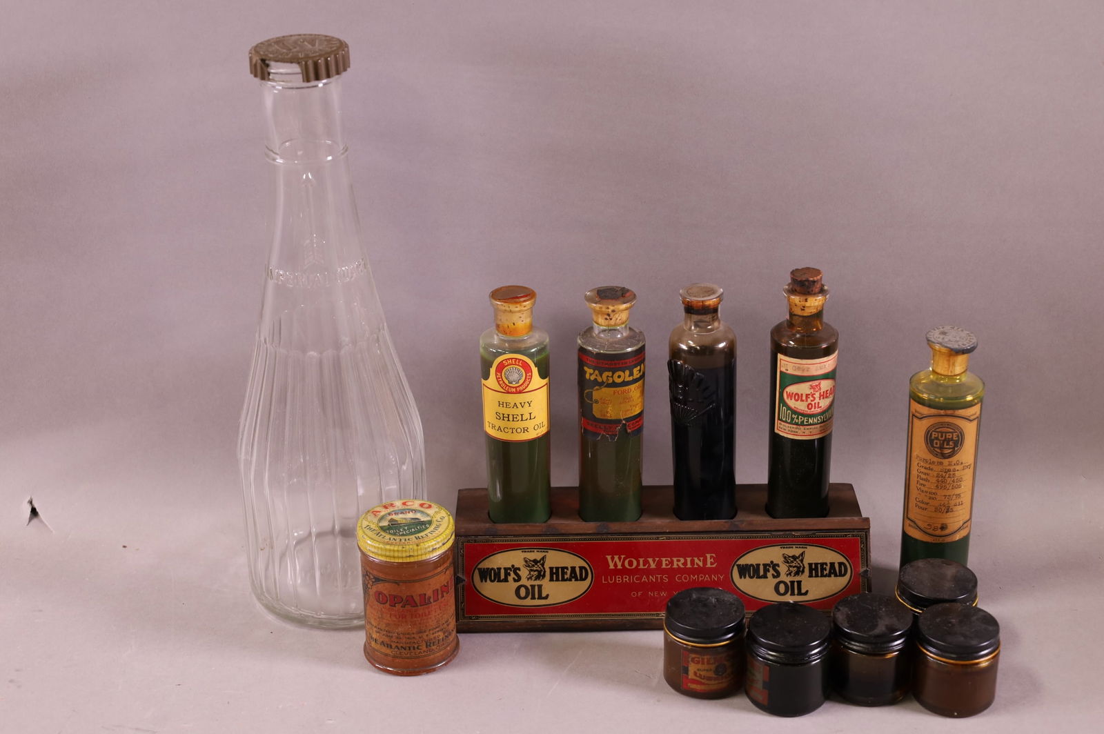 Wolf's Head Oil Display & More (1 of 4)