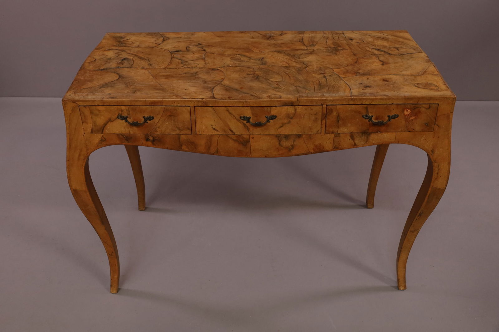 BURLED ITALIAN DESK (1 of 4)