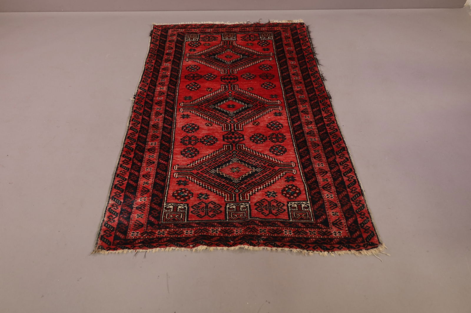 APPROX 3' 6" x 5' 7" HANDMADE WOOL RUG (1 of 5)