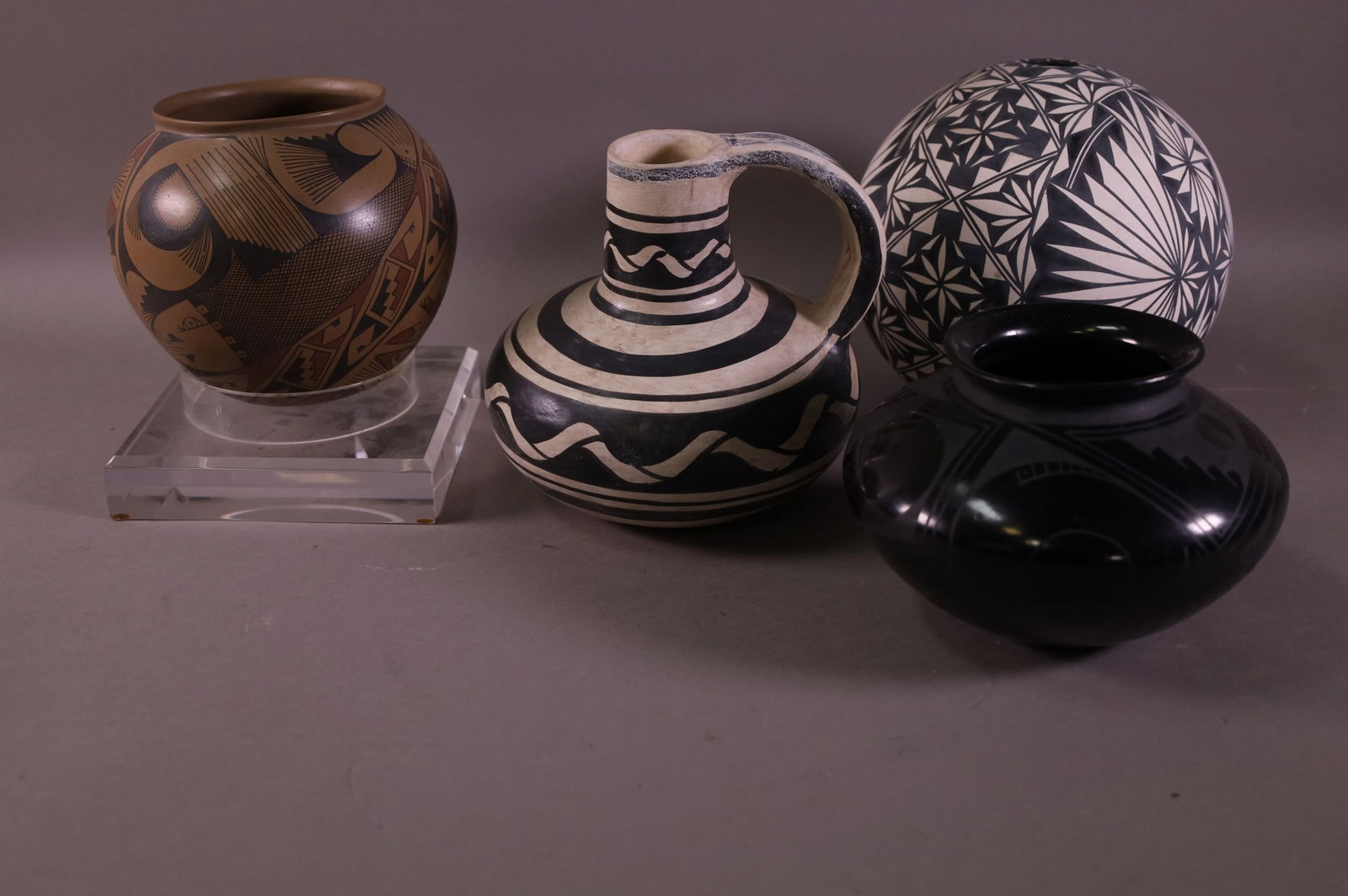 FOUR PIECES OF NATIVE AMERICAN POTTERY (1 of 5)