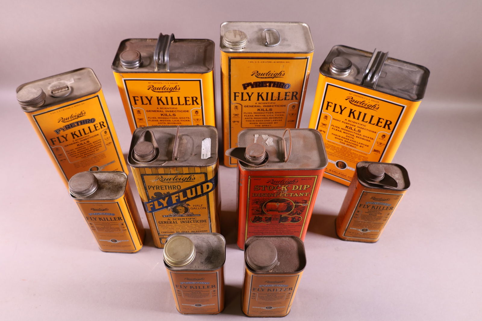 LARGE LOT OF RAWLEIGHS CANS (1 of 3)