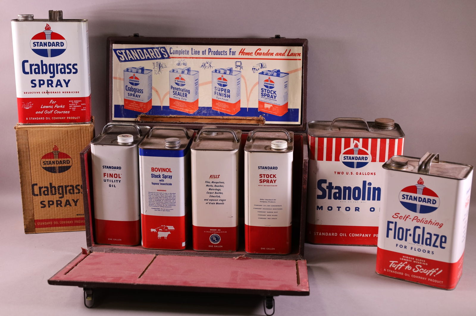 STANDARD OIL SALESMAN SAMPLE CASE W/ CANS (1 of 3)