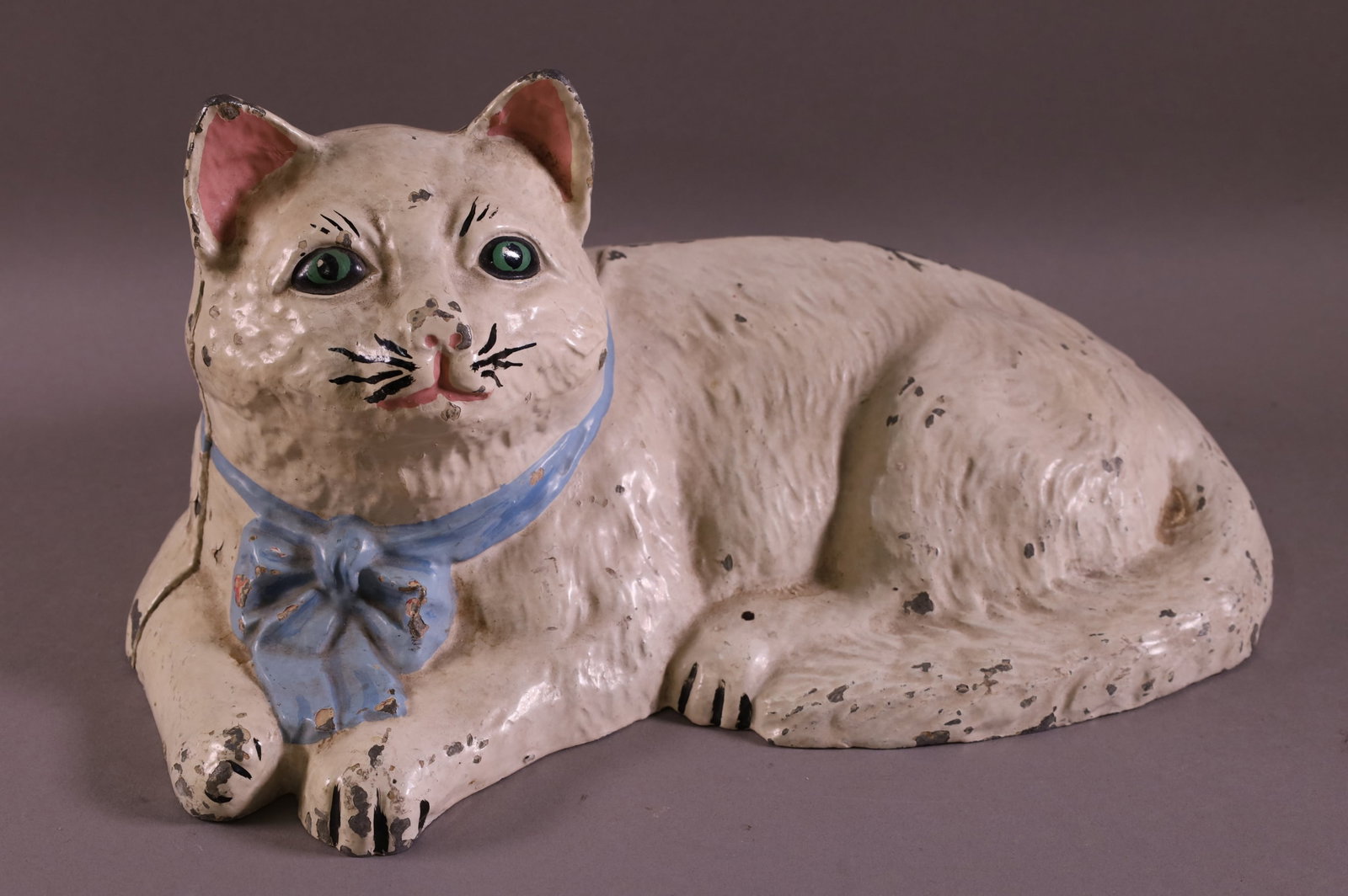 CAT DOORSTOP: PAINTED FINISH ALUMINIUM CAT DOORSTOP. PAINT LOSS. 13" L
