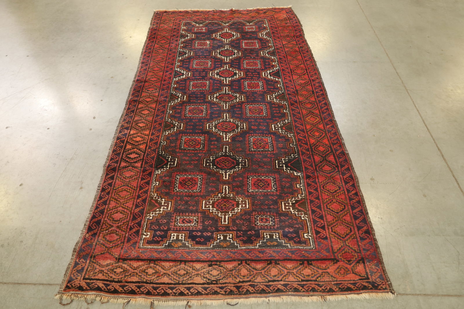 APPROX 8' x 4' 1" HANDMADE WOOL RUG (1 of 4)