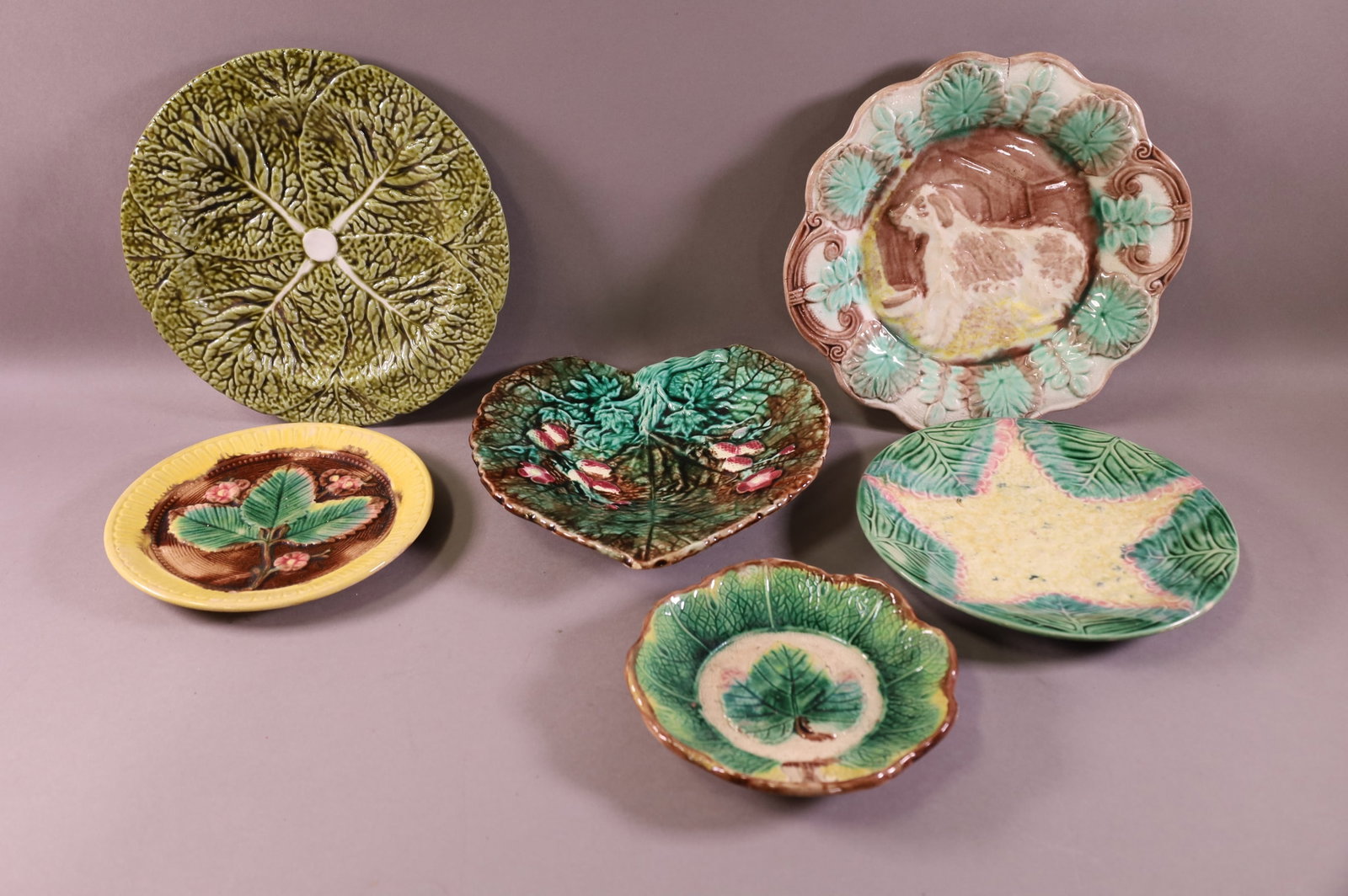 SIX MAJOLICA PLATES (1 of 4)