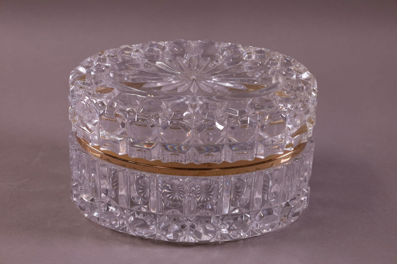 CRYSTAL DRESSER BOX (1 of 2)
