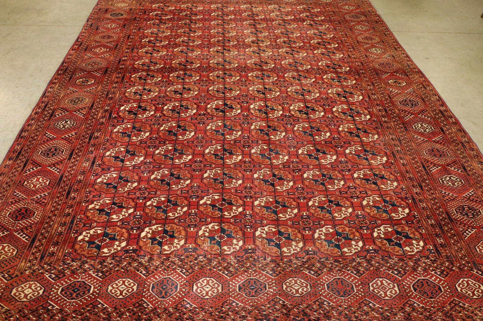 APPROX 7' 9" x 11' 2" HANDMADE WOOL RUG (1 of 7)