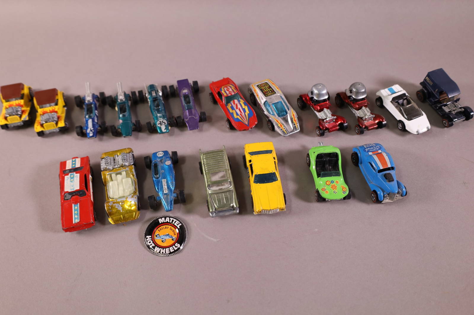 19 Redline Hot Wheels Auction