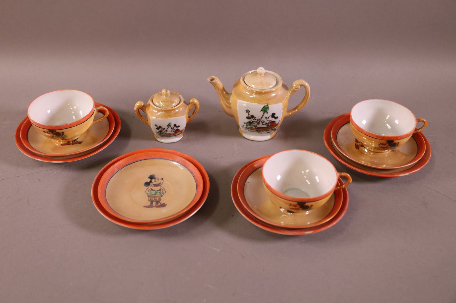 1930'S DISNEY CHILD'S PORCELAIN TEA SET (1 of 4)