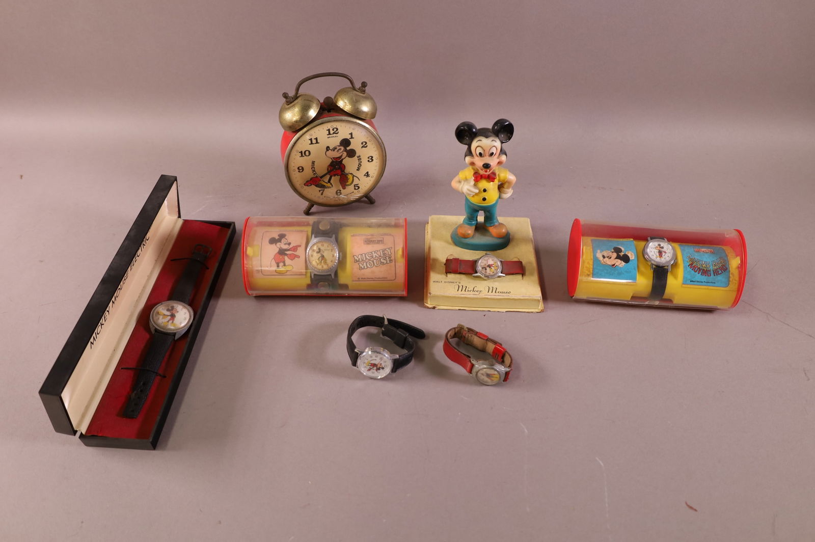 GROUPING OF DISNEY WATCHES & CLOCK (1 of 6)