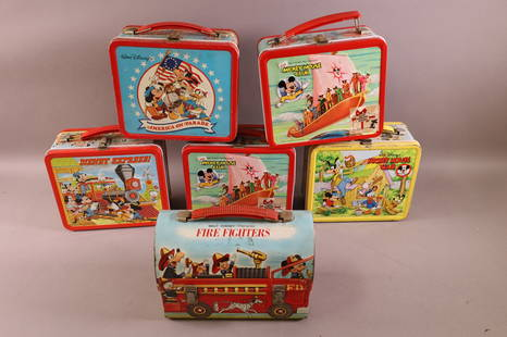 6 VINTAGE DISNEY LUNCHBOXES: ALL DISNEY. ALL WITH THERMOS. SCRATCHES TO SOME.