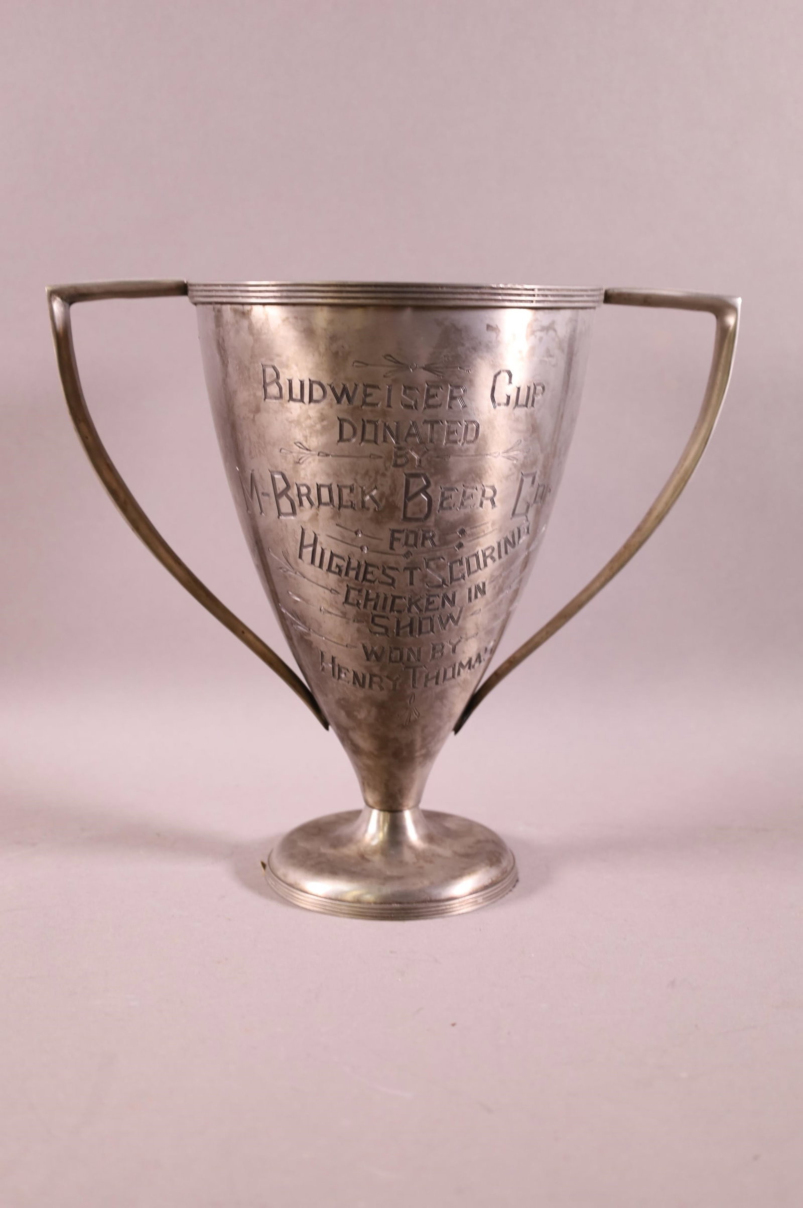 1911 ANTIQUE BUDWEISER CHICKEN TROPHY (1 of 4)