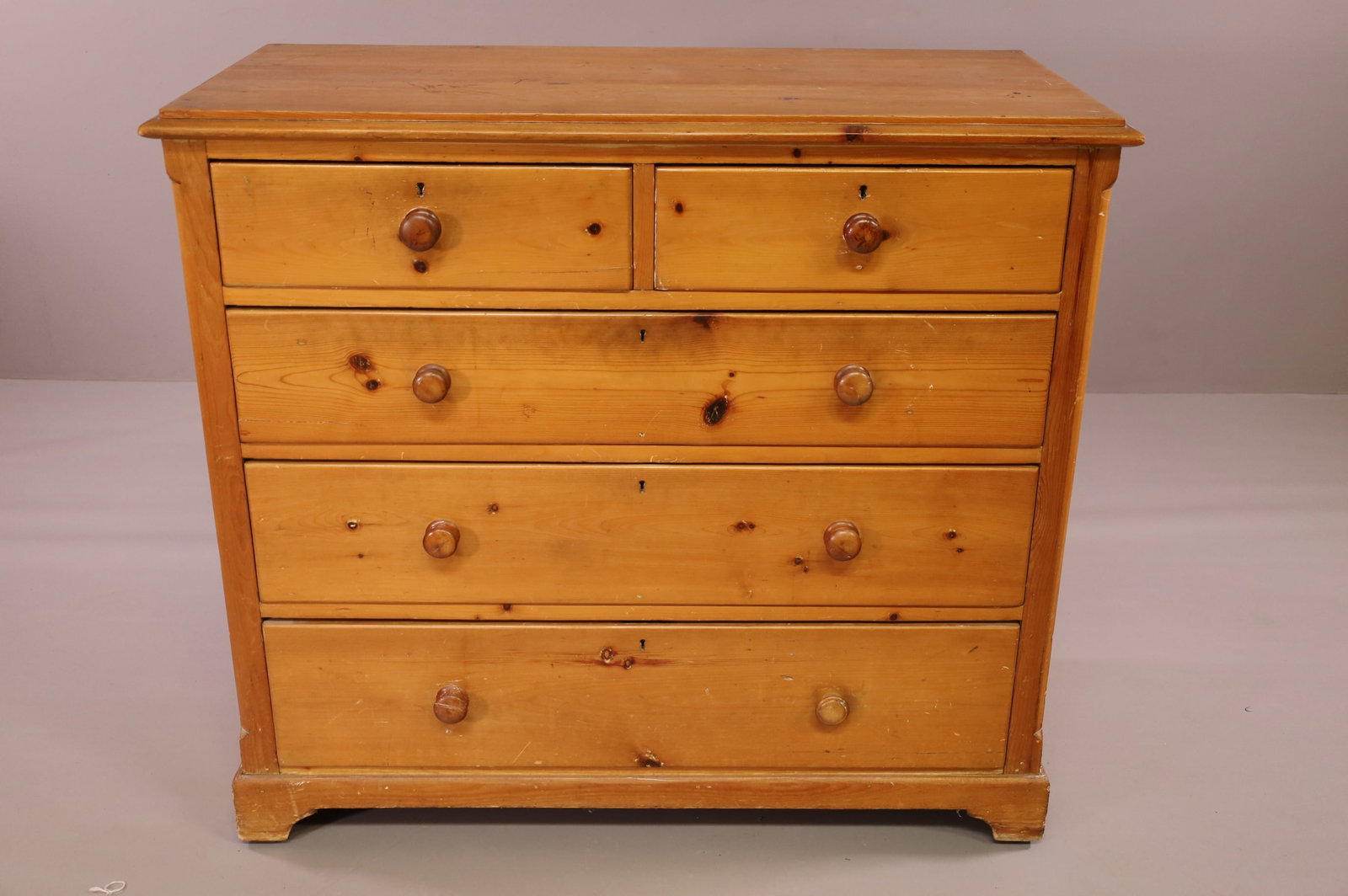 ANTIQUE FIVE DRAWER PRIMITIVE PINE CHEST (1 of 5)