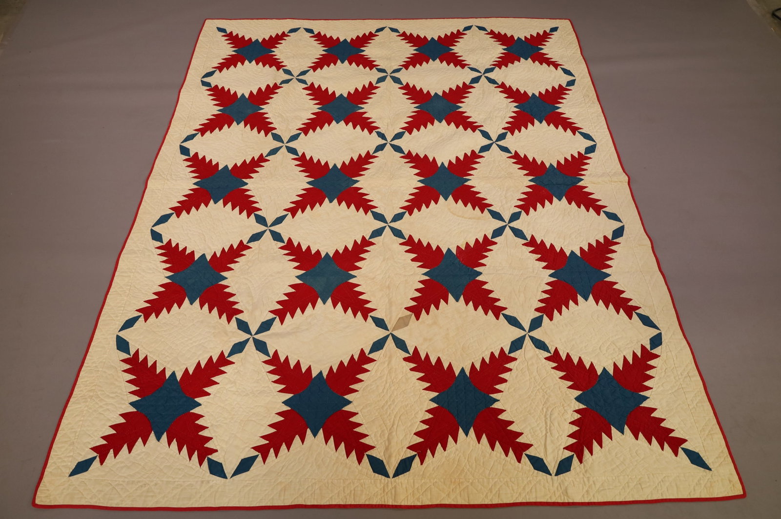 WINDMILL BLADES QUILT (1 of 6)