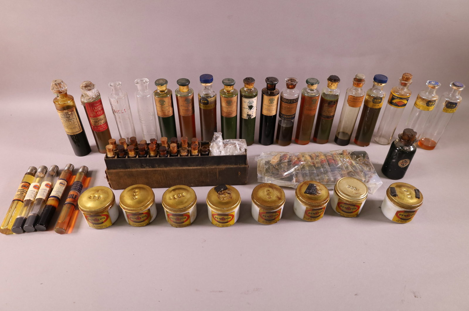 LOT OF MISC. SALESMAN SAMPLE OIL BOTTLES (1 of 7)