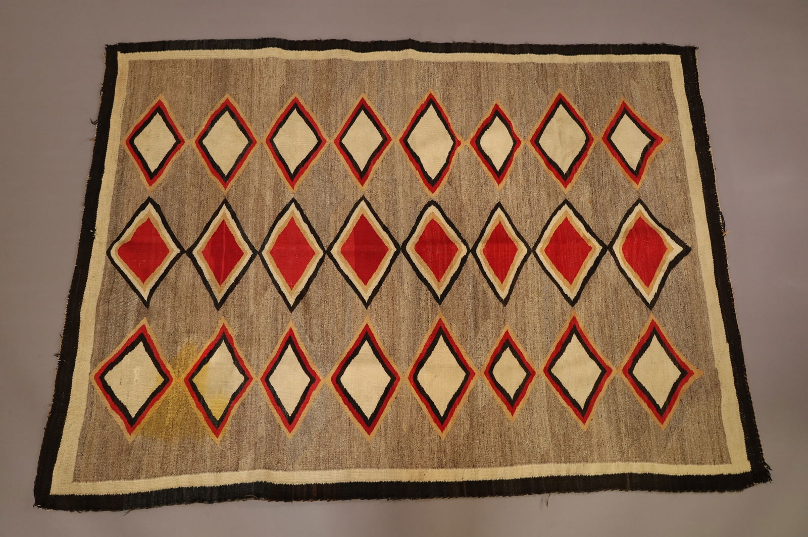 NATIVE AMERICAN NAVAJO RUG (1 of 5)