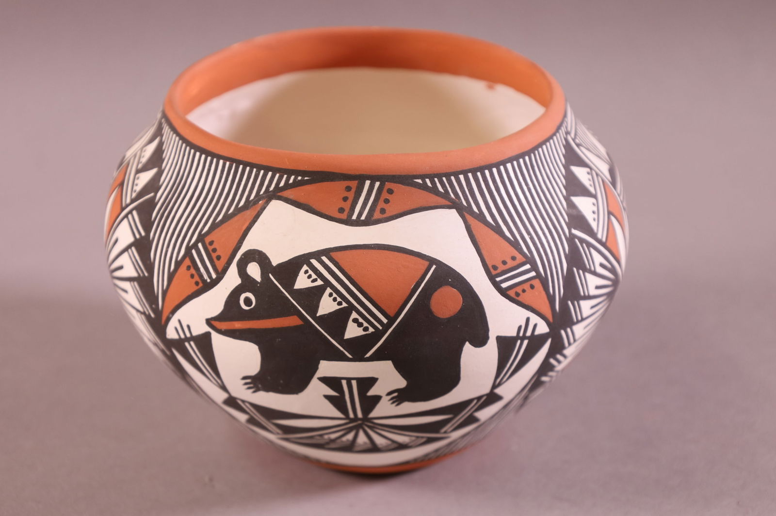 ACOMA BEAR POTTERY BOWL: NATIVE AMERICAN ACOMA POTTERY BOWL, HOWEYA ACOMA. 4" H.