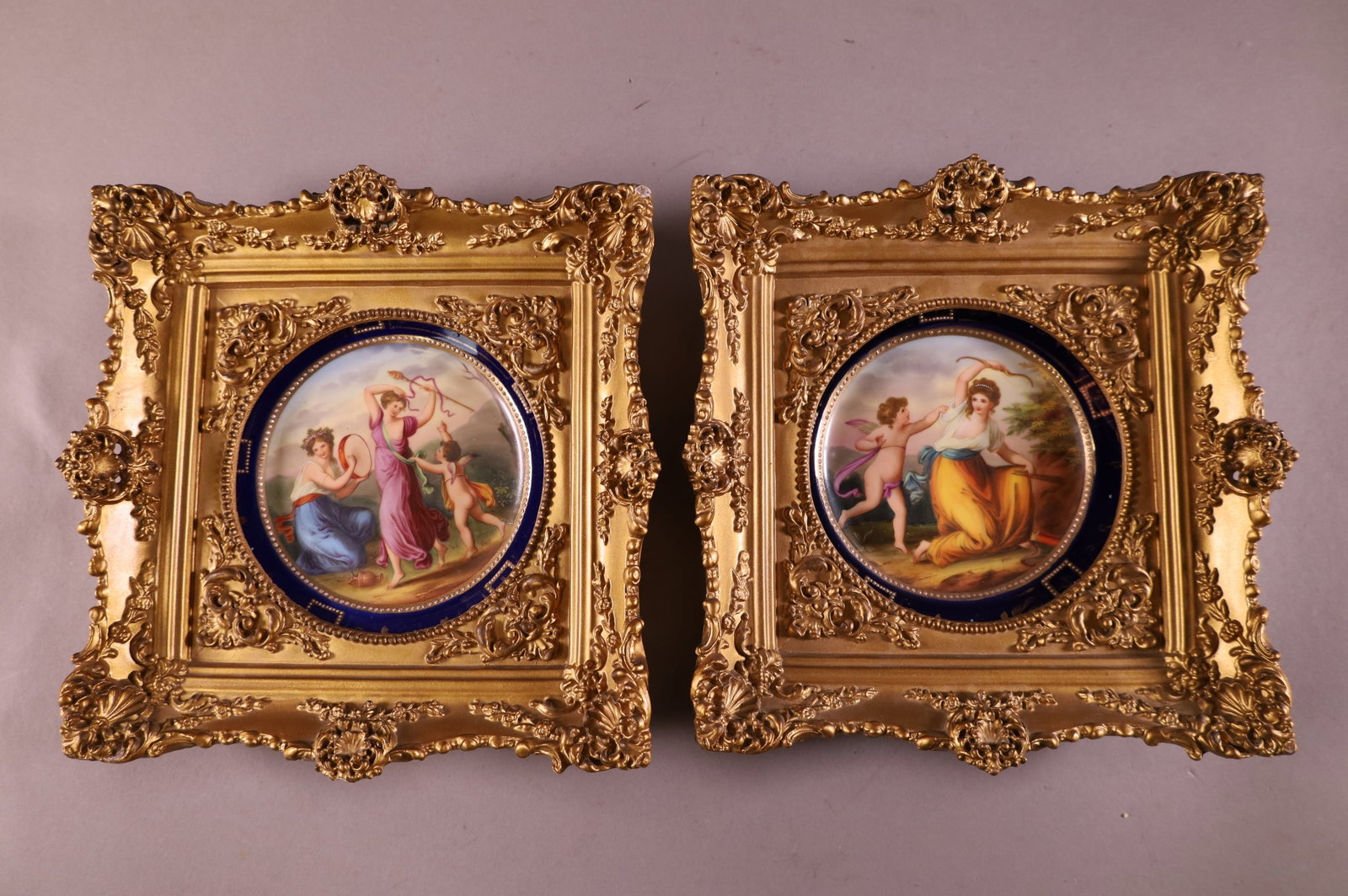 PAIR OF ROYAL VIENNA PORTRAIT PLATES (1 of 4)