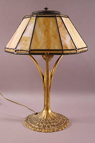 TIFFANY STUDIOS TABLE LAMP (1 of 9)