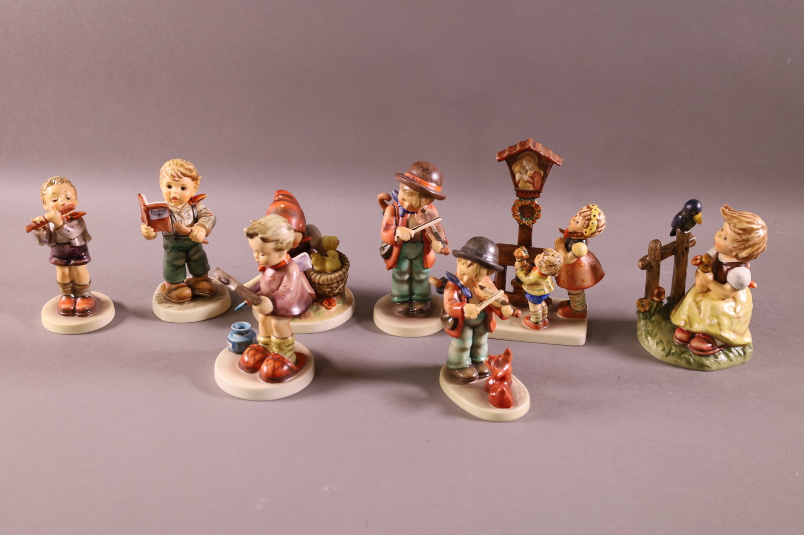 8 HUMMEL FIGURES: SING WITH ME, MORNING CONCERT, ART CRITIC, & MORE. 4 1/2" H