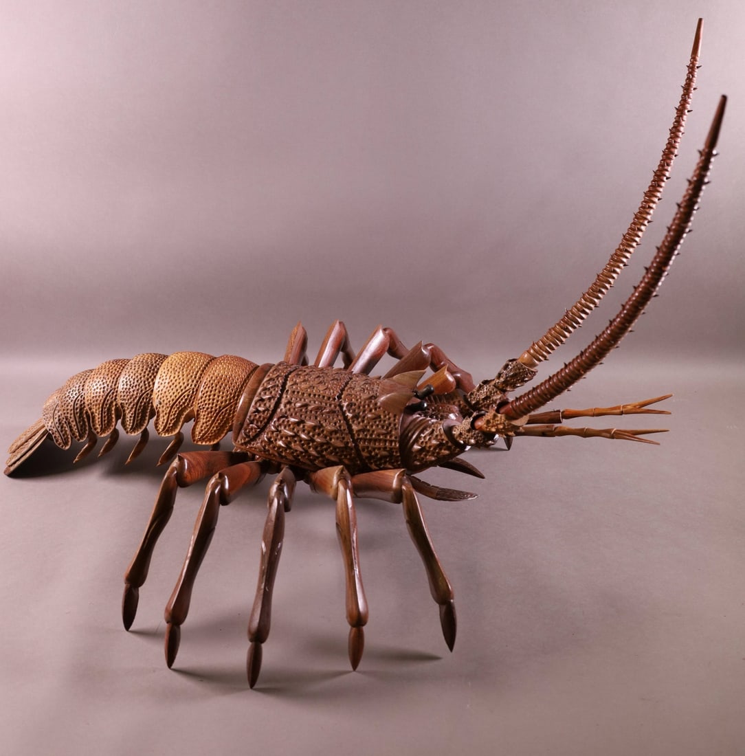 LARGE JAPANESE WOOD ARTICULATED LOBSTER (1 of 8)