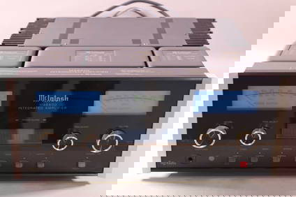 McINTOSH INTEGRATED MA6600  AMPLIFIER (1 of 11)