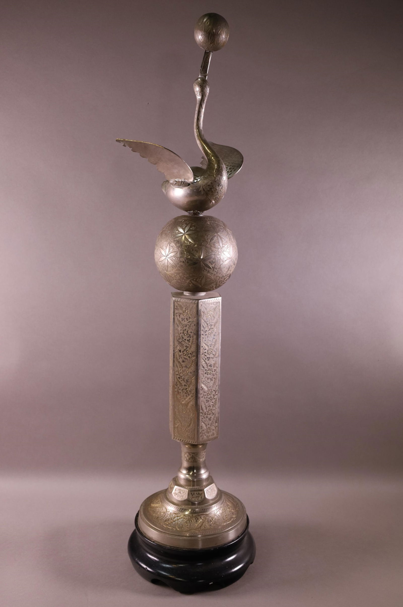 ART DECO STYLE STATUE (1 of 4)