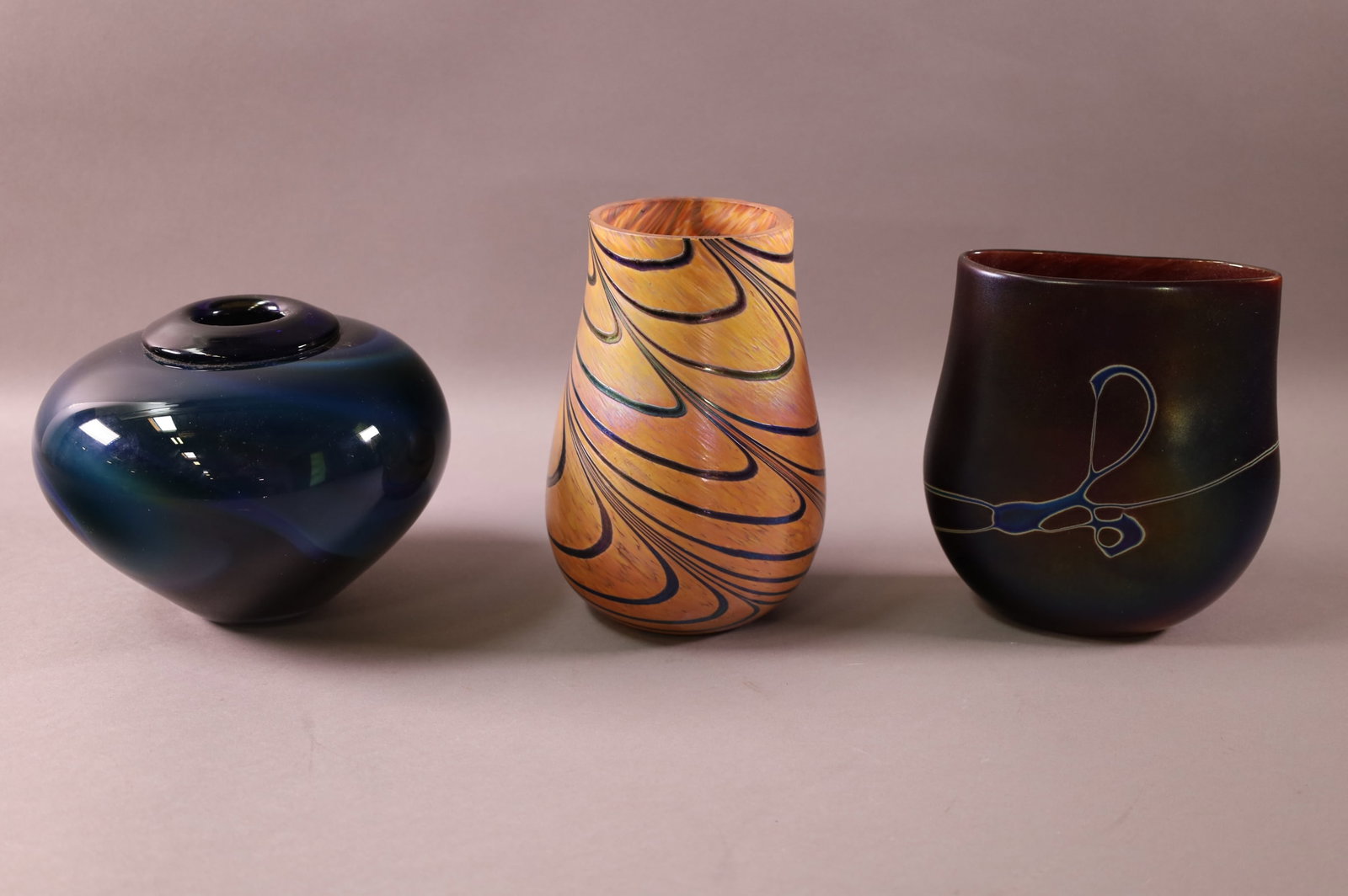 3 PIECES OF ART GLASS (1 of 4)