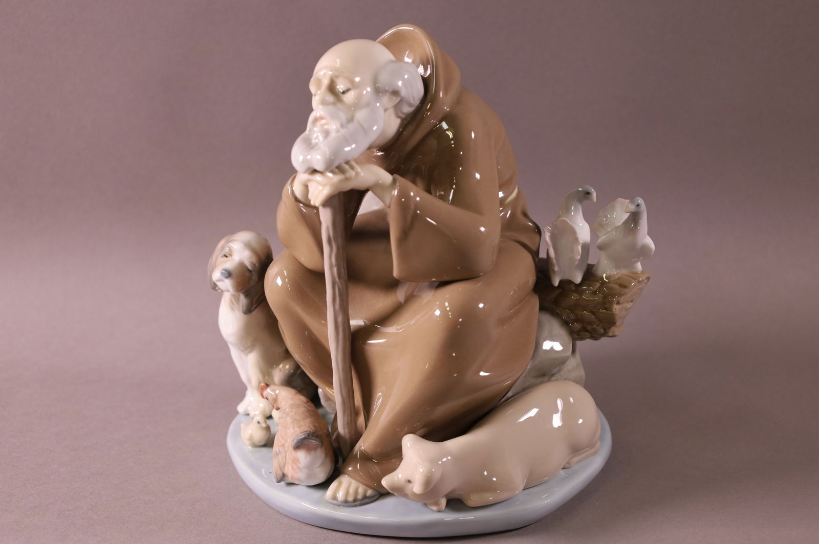 LLADRO FIGURE (1 of 3)