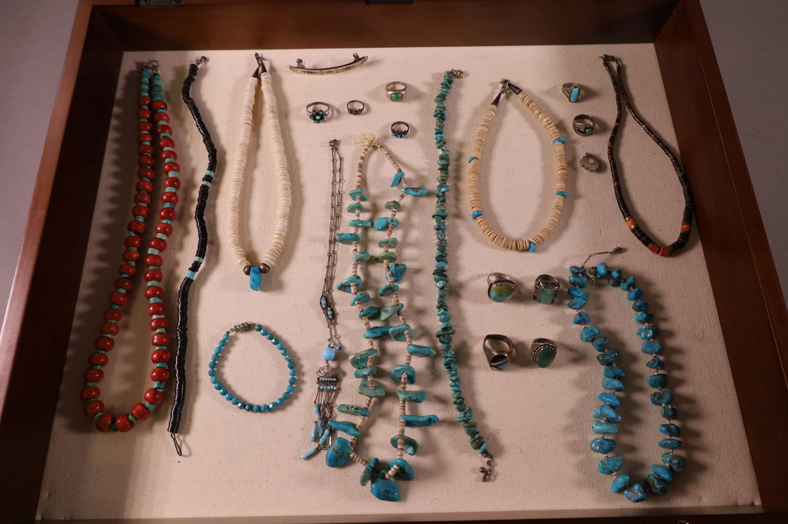 COLLECTION OF NATIVE AMERICAN JEWELRY (1 of 7)