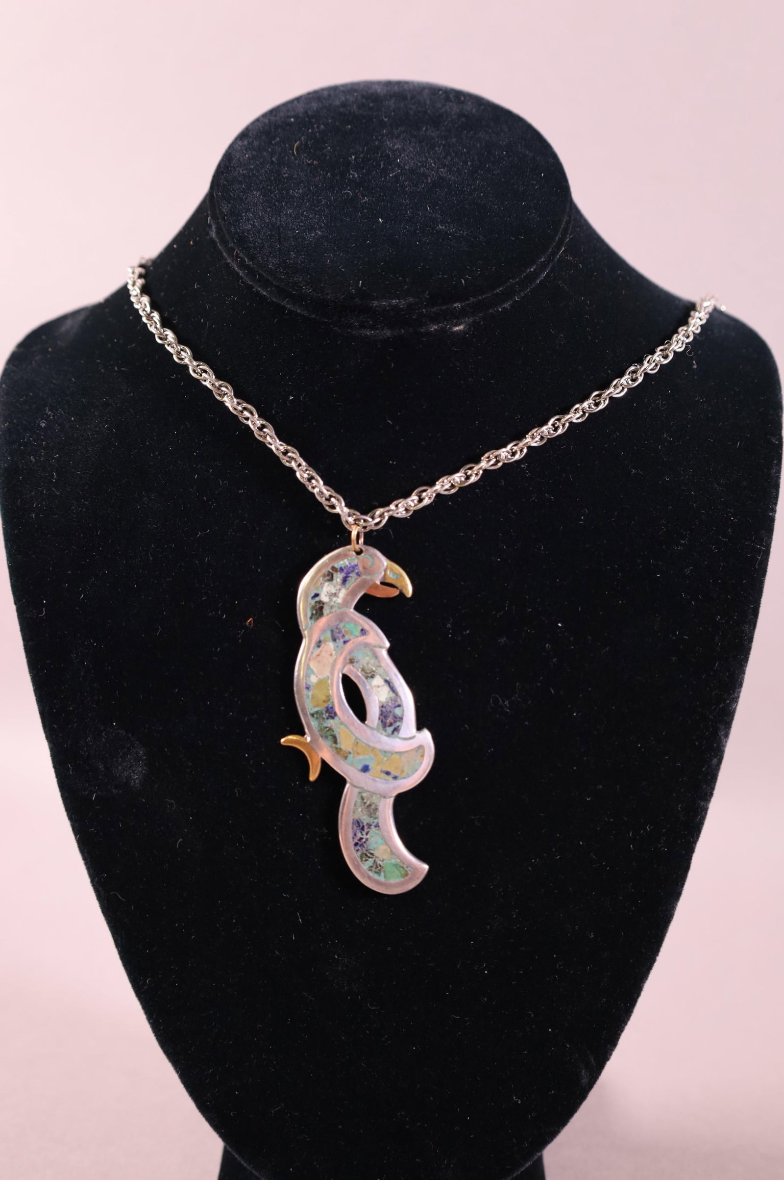 LOS BALLESTEROS PENDANT (1 of 3)