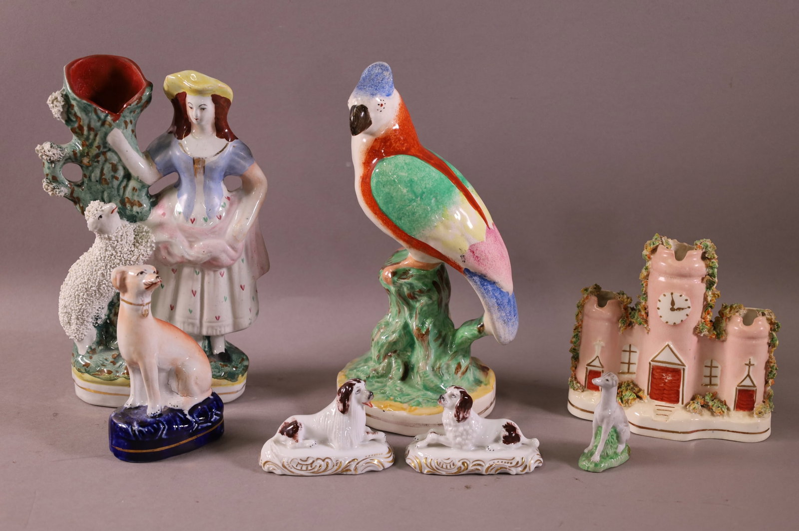 LOT OF 7 STAFFORDSHIRE FIGURES (1 of 5)