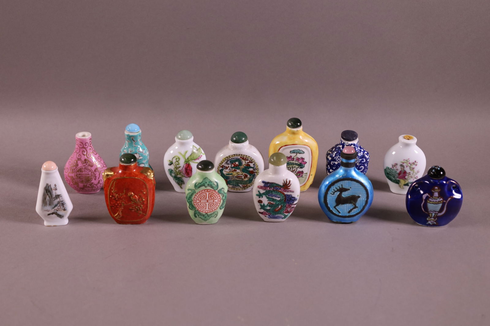 13 SNUFF BOTTLES (1 of 5)