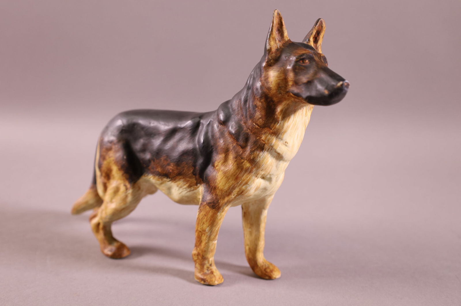 BRONZE GERMAN SHEPHERD STATUE (1 of 2)