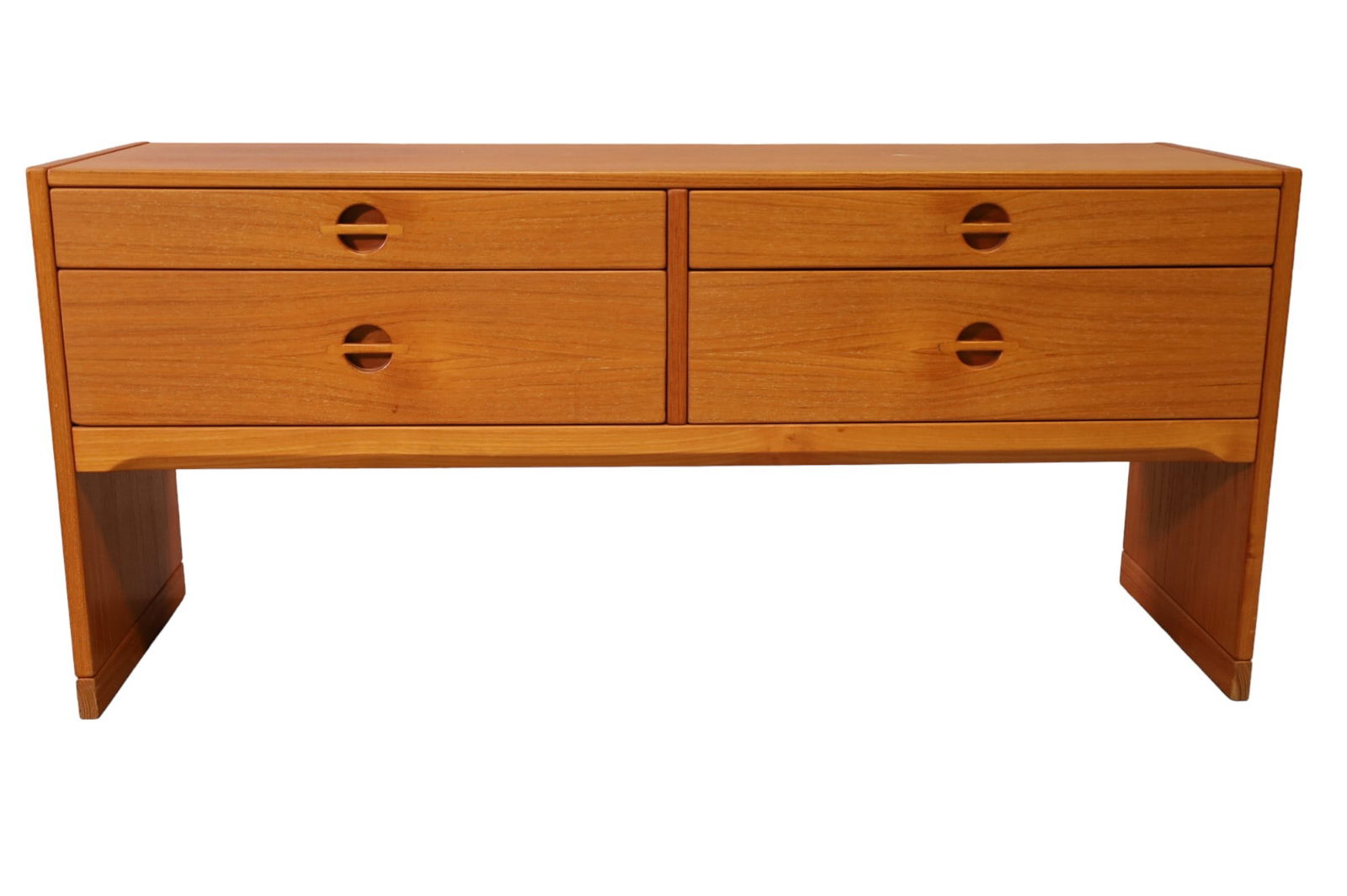 MID CENTURY MODERN TEAK LOW CONSOLE (1 of 4)