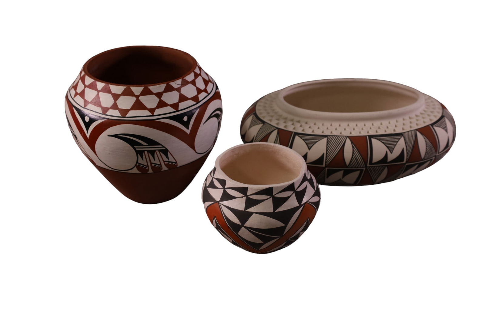 3 PIECES OF NATIVE AMERICAN POTTERY (1 of 7)