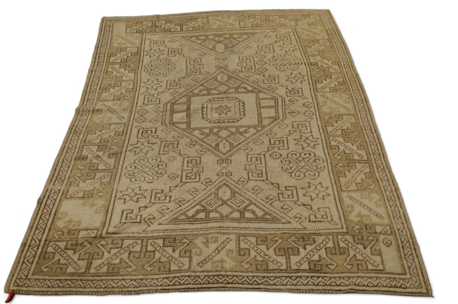 APPROX 6' x 4' 6" HANDMADE WOOL RUG (1 of 5)