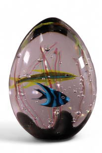 MURANO AQUARIUM SCULPTURE: MURANO AQUARIUM PAPERWEIGHT, SIGNED ELIO RAFFAELI. 8 1/2" H.