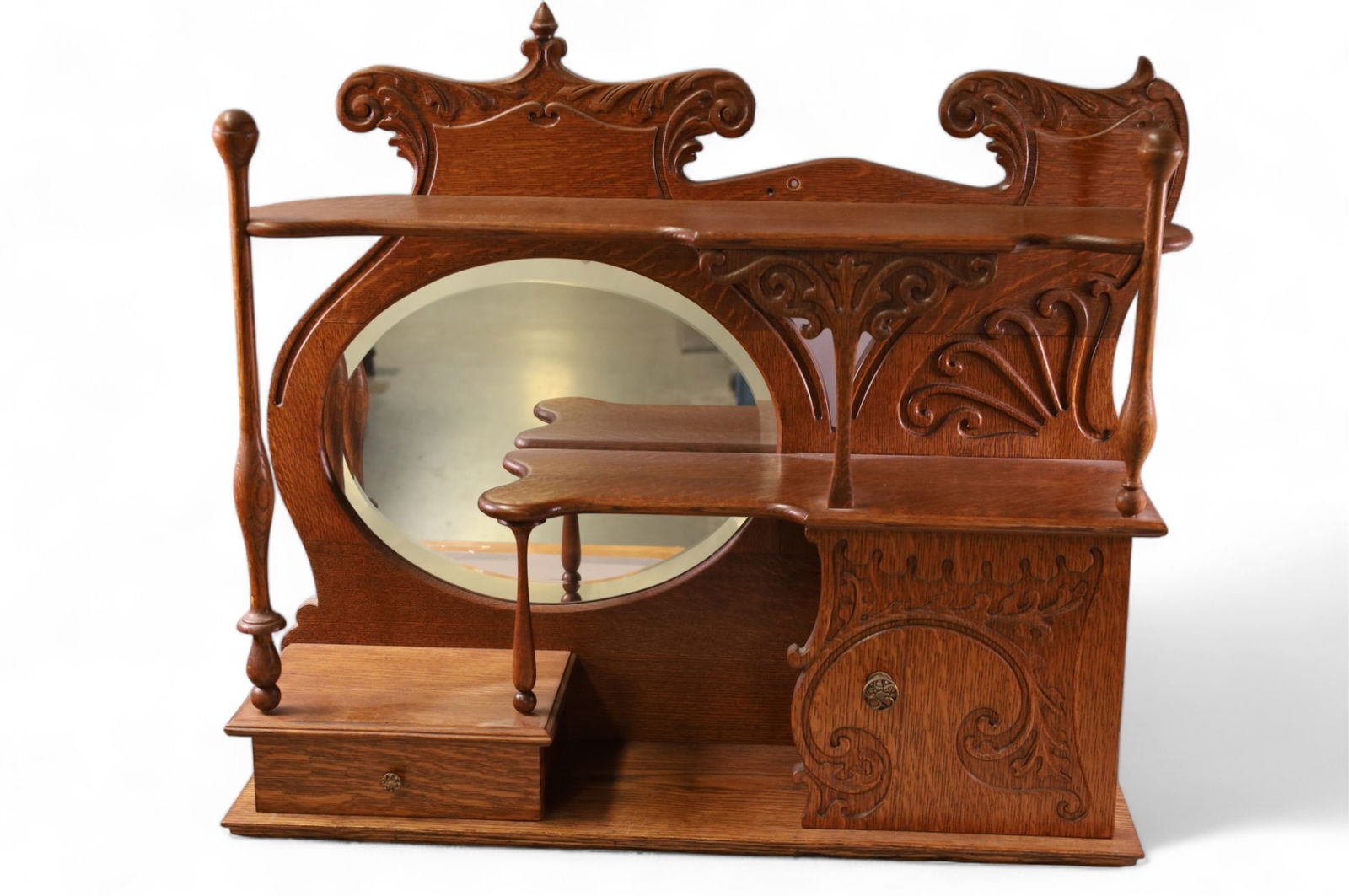 LARGE AMERICAN OAK HANGING CABINET (1 of 3)