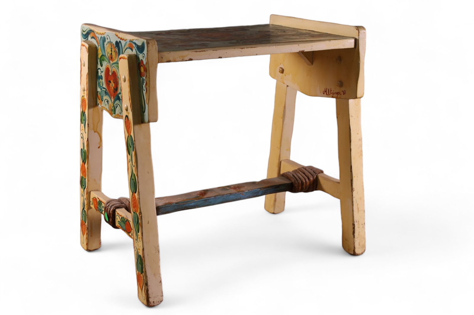 MONTEREY STYLE VANITY BENCH (1 of 4)