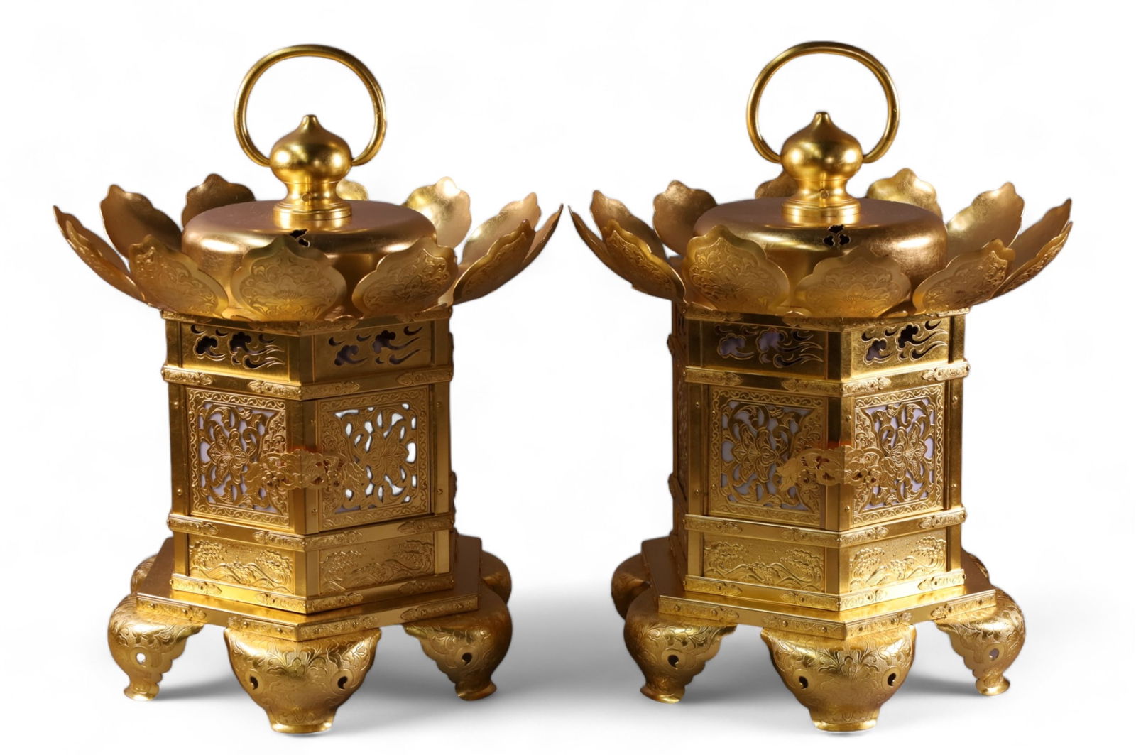 PAIR OF JAPANESE LANTERNS (1 of 5)