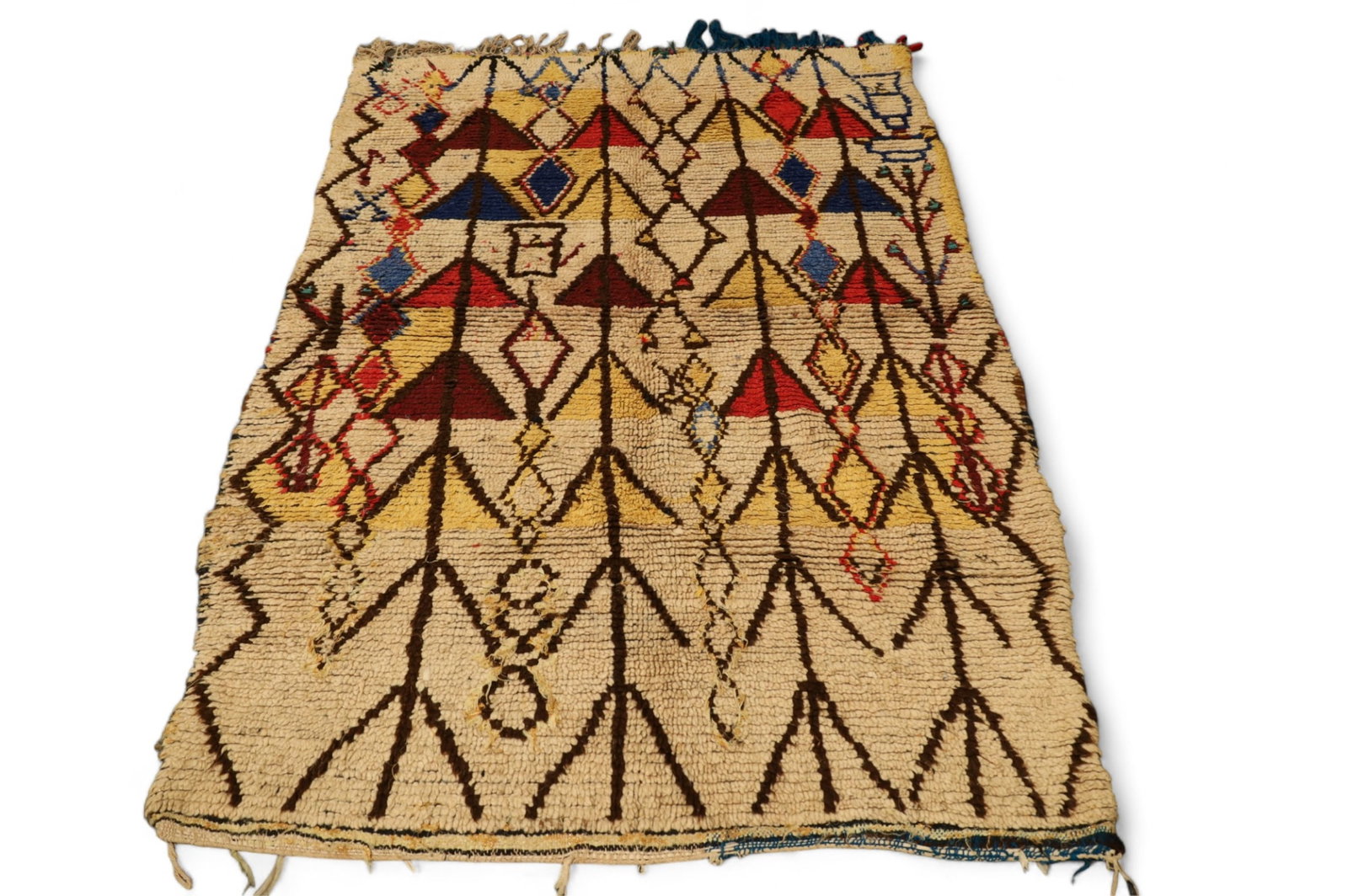 APPROX 4' 4" x 6' 3" HANDMADE WOOL RUG (1 of 4)