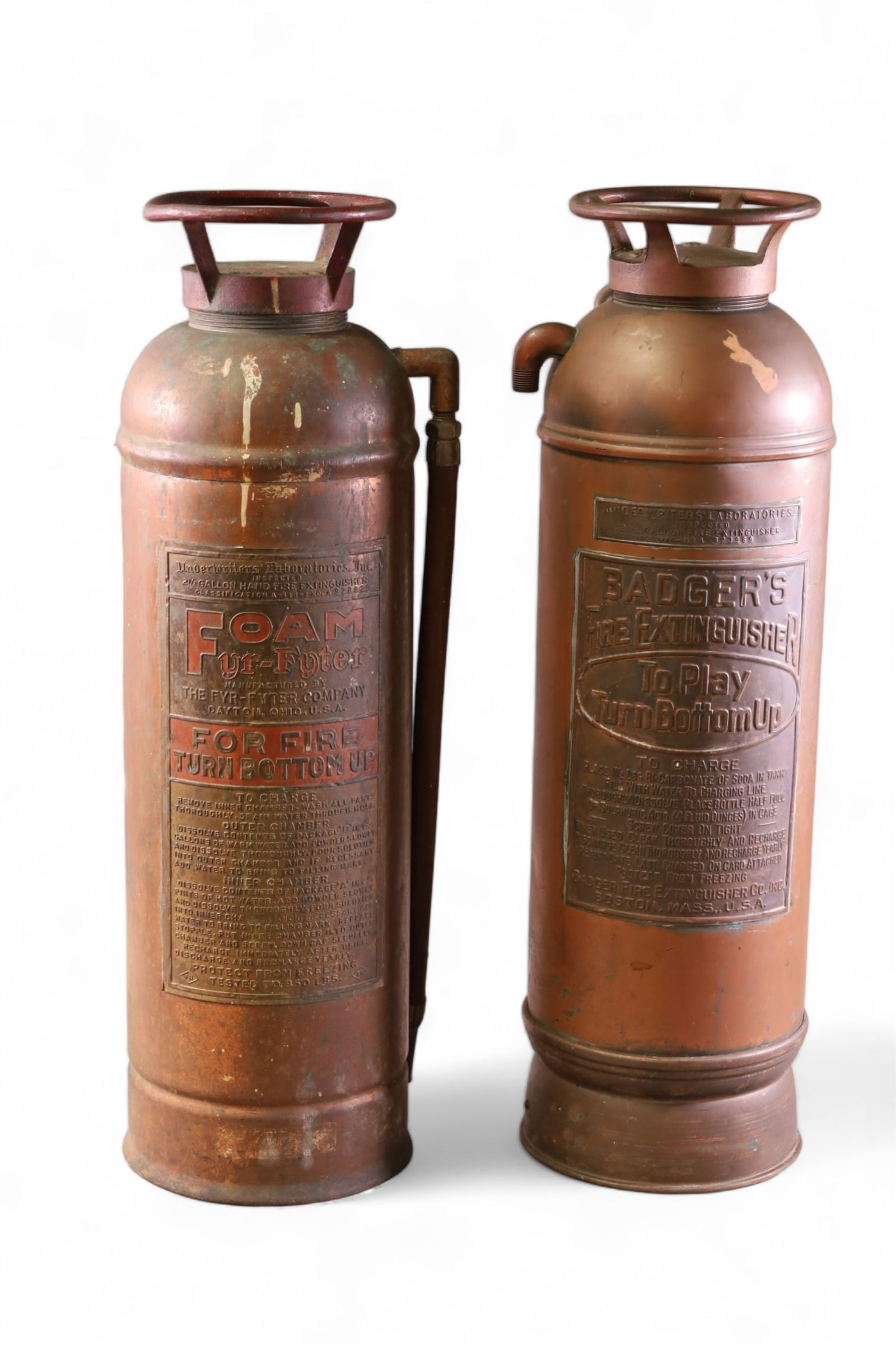 2 ANTIQUE BRASS FIRE EXTINGUISHERS (1 of 2)