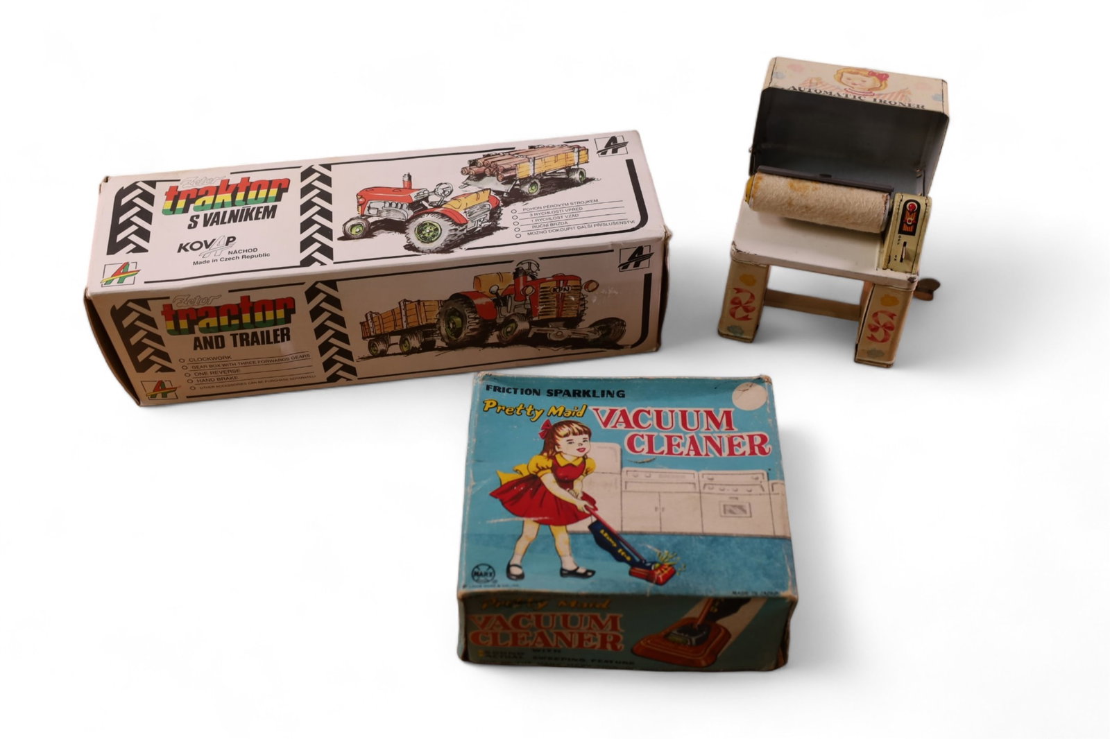 3 VINTAGE TOYS (1 of 4)