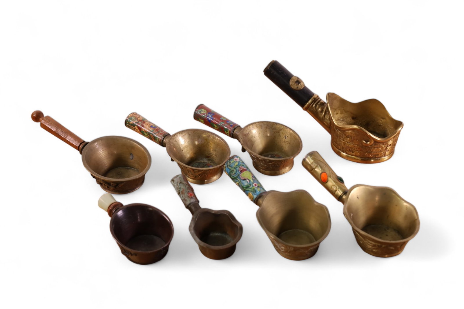 8 CHINESE SILK IRONS (1 of 5)