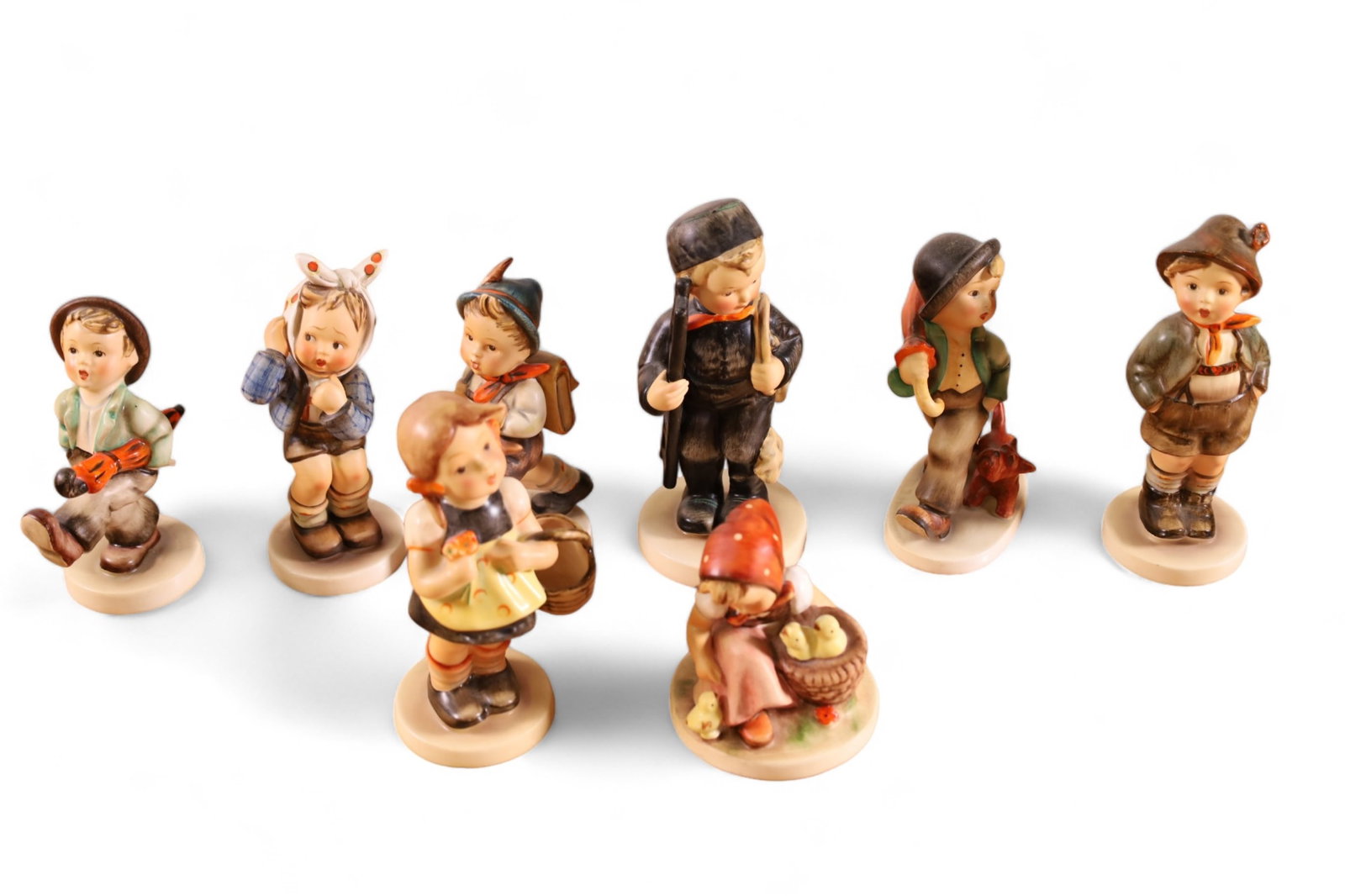 7 HUMMELS & 2 HUMMEL LIKE FIGURES (1 of 6)