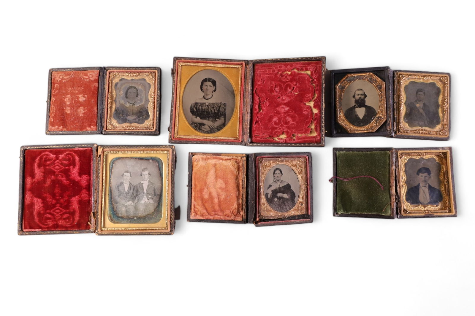 6 TIN TYPES IN CASES (1 of 5)