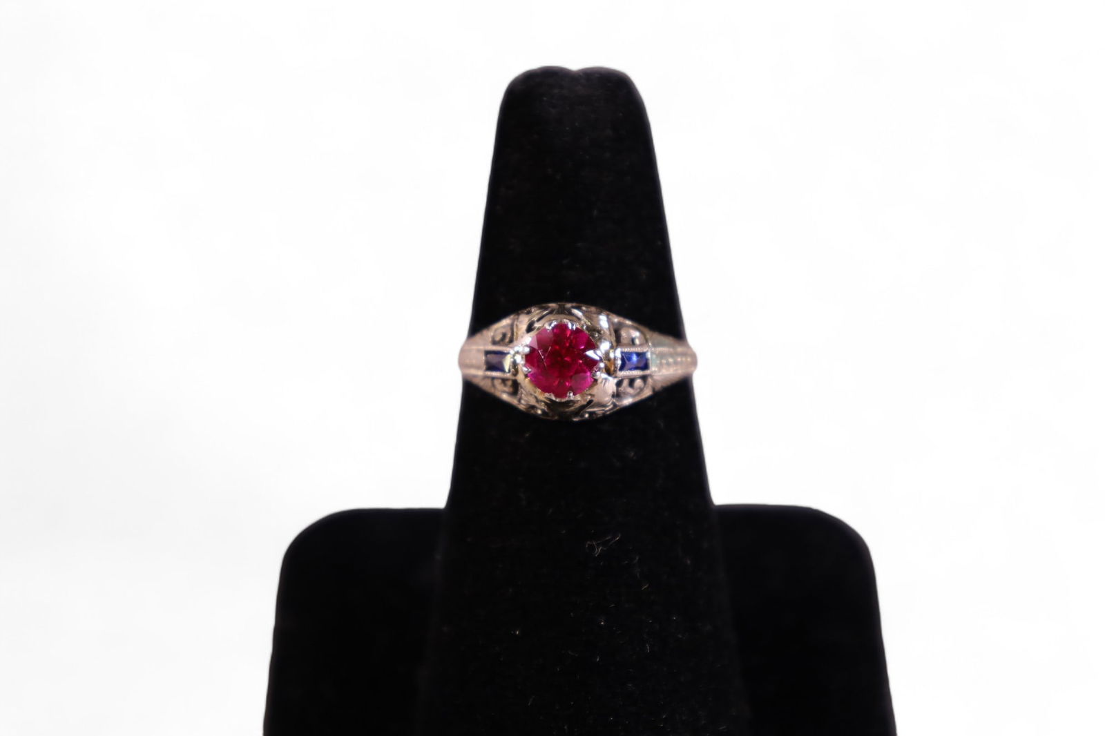 ANTIQUE 18KT, RUBY, & SAPPHIRE LADY'S RING (1 of 3)
