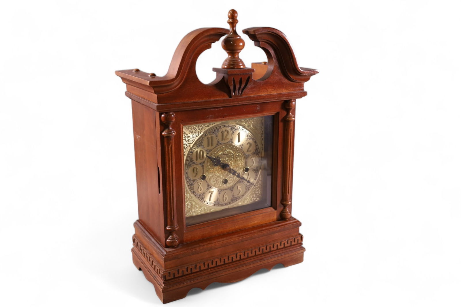 RIDGWAY MANTLE CLOCK (1 of 4)